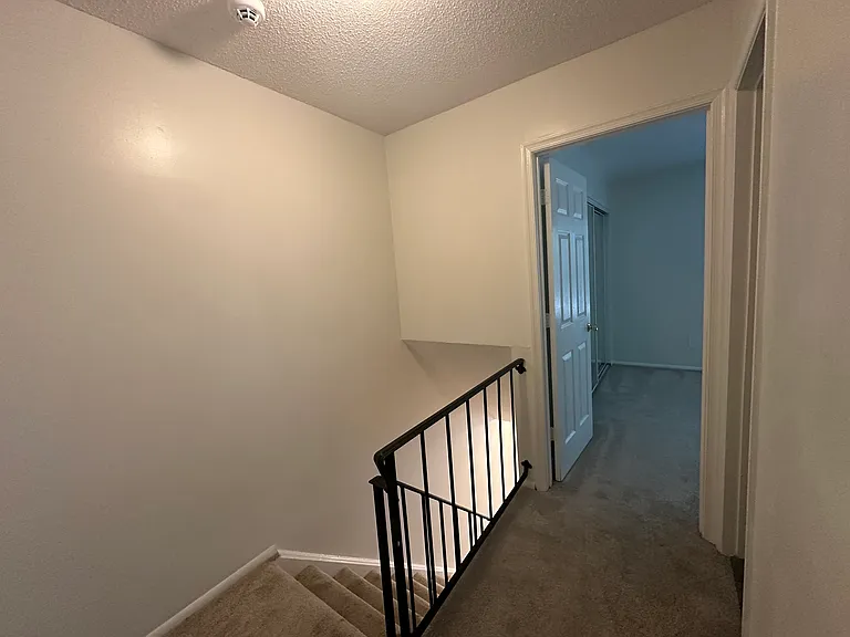 3590 Windmill Dr — Photo 13