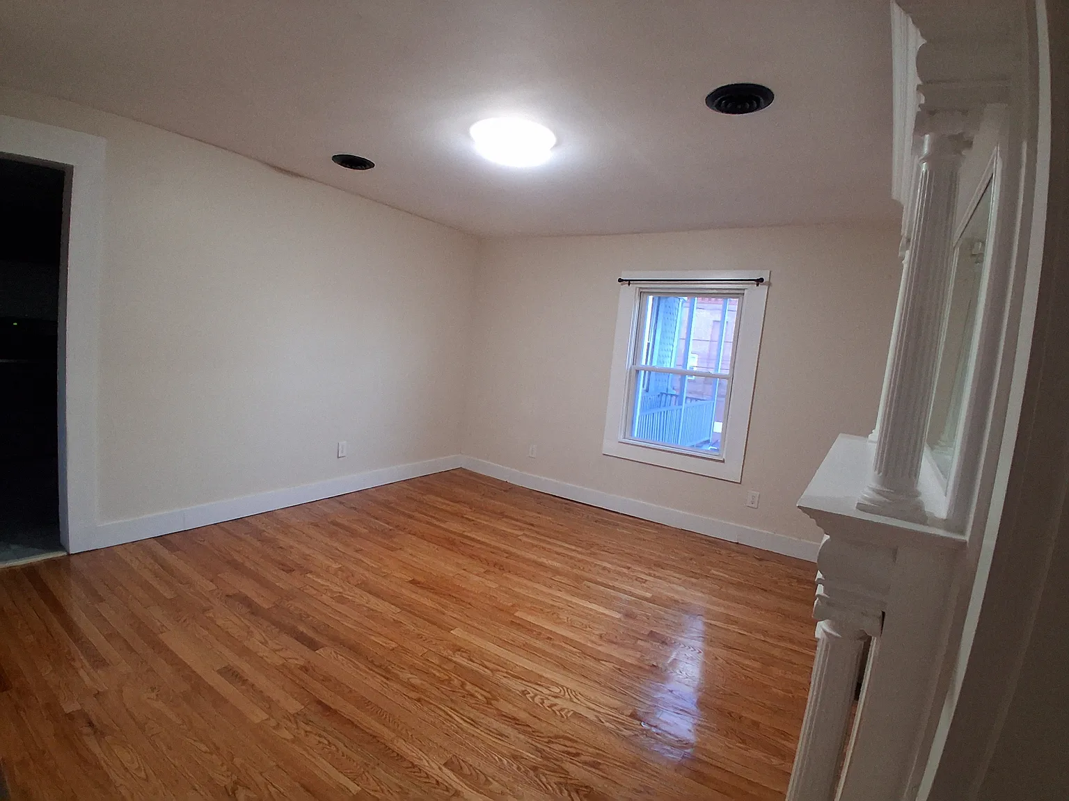 4 115th Street — Photo 4