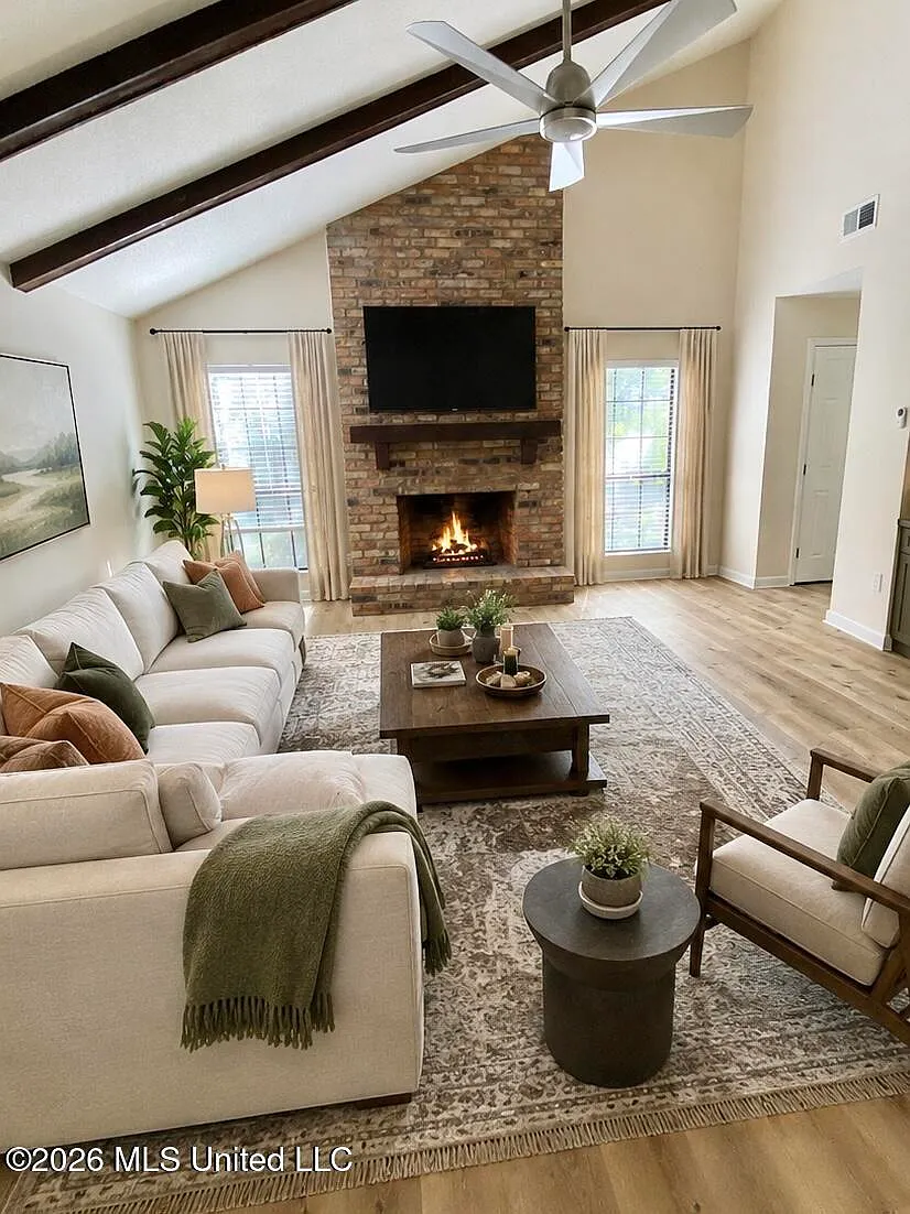 3 bed, 2.0 bath, 1120 sqft, $1,700 — Photo 4