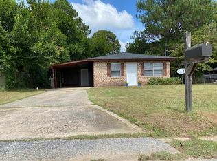 112 Vickie Dr, Warner Robins, GA 31093