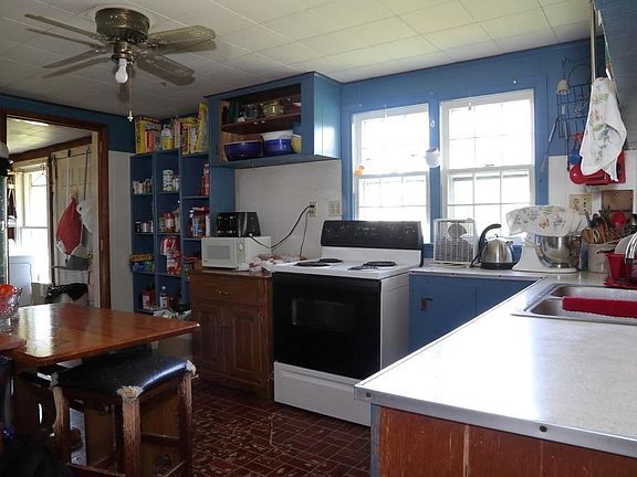 4th image of 16 Martic Heights Dr