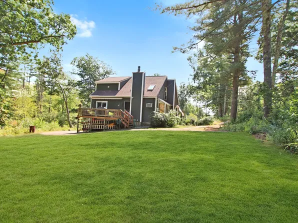 32 Atkinson Road, Salem, NH 03079