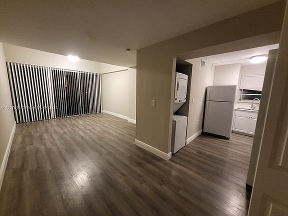 5th image of 8870 Fontainebleau Blvd APT 502