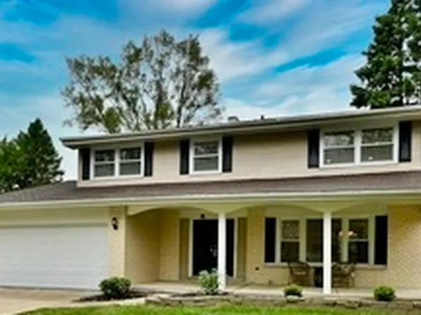 6S210 Mariwood Ct, Naperville, IL 60540