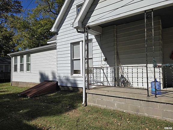 3rd image of 408 N Springer St #2