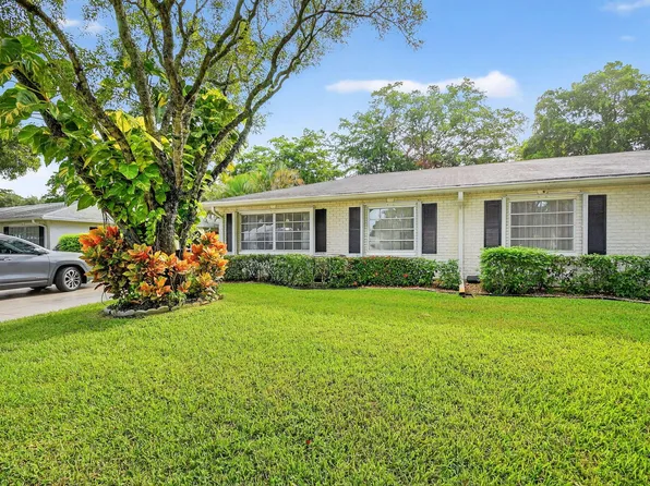 10160 44th Drive S, Boynton Beach, FL 33436