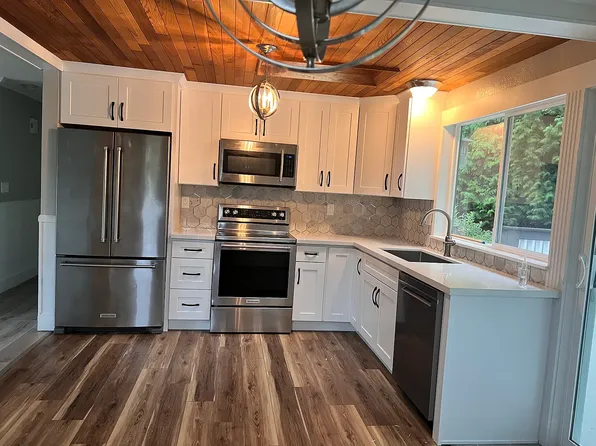 17321 18th Ave SE, Bothell, WA 98012