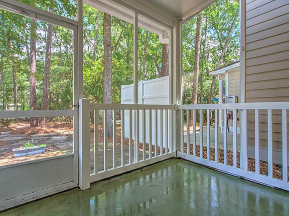 5th image of 112 Grand Palm Ln