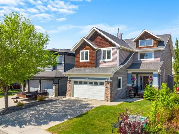 108 S Coopers Grv SW, Airdrie, AB T4B 0G4