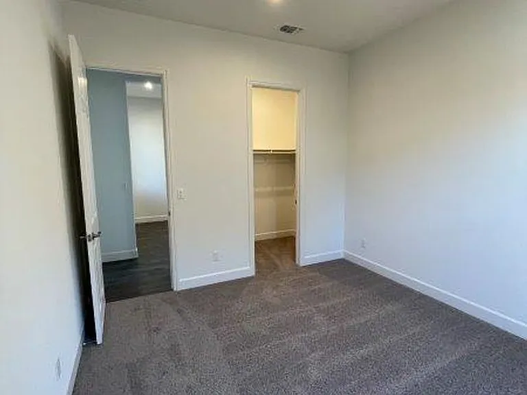 10463 Arnado St — Photo 31