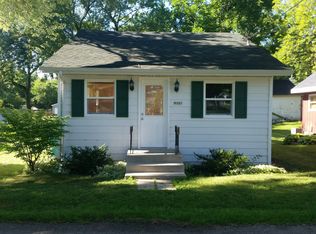 W985 Geranium Rd, Genoa City, WI 53128