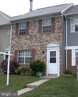 2nd image of 8697 Carlton Dr