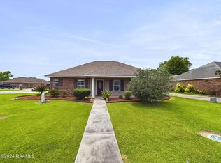 101 Kettle Ct, Broussard, LA 70518