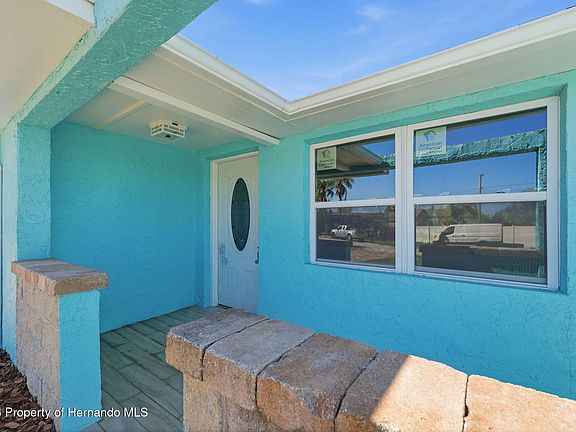 3rd image of 7608 Yachtsman Dr