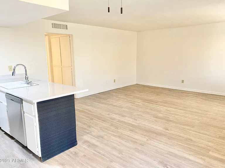 8529 E Portland St — Photo 7