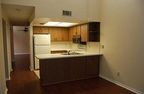 4th image of 311 Markley Ct