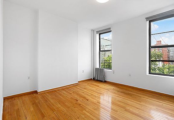 3rd image of 276 5th Ave APT 3L
