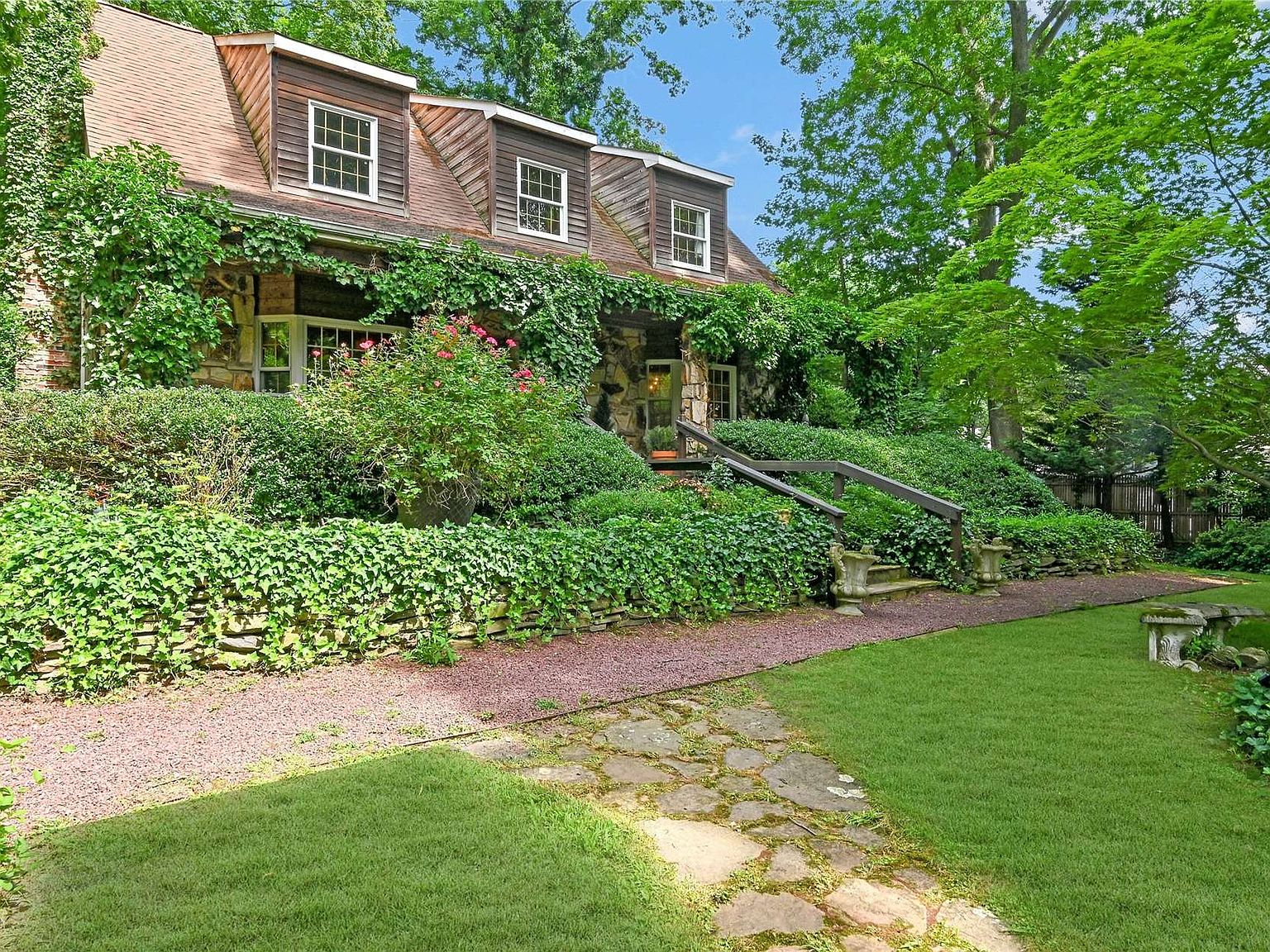 9 Bittner Lane, Centerport, NY 11721 Zillow