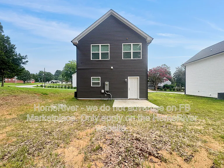 828 Graylyn Dr — Photo 17