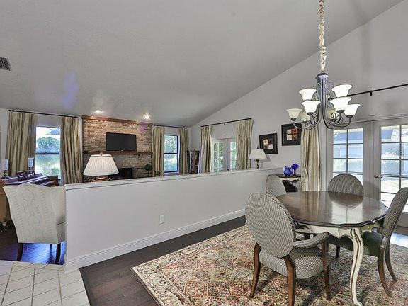 4th image of 6206 Iroquois Ct