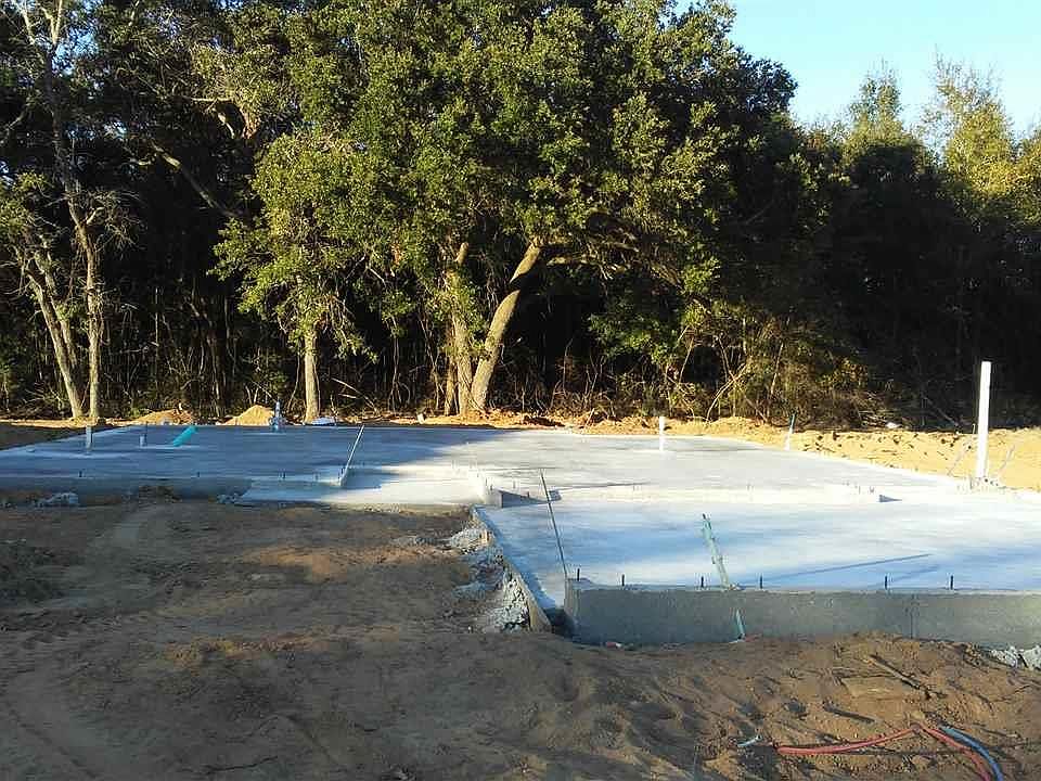 1st image of 5516 Peach Dr