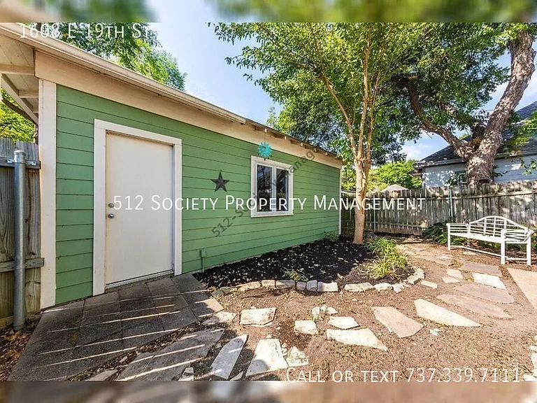 1608 E 19th St — Photo 31