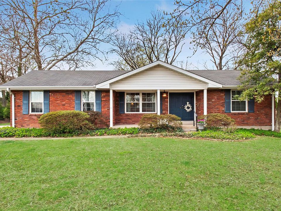 1st image of 10319 Golterman Dr