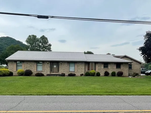 679 State Route 784, South Shore, KY 41175