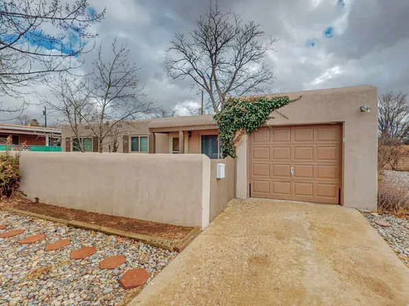 1623 Caminito Monica, Santa Fe, NM 87501
