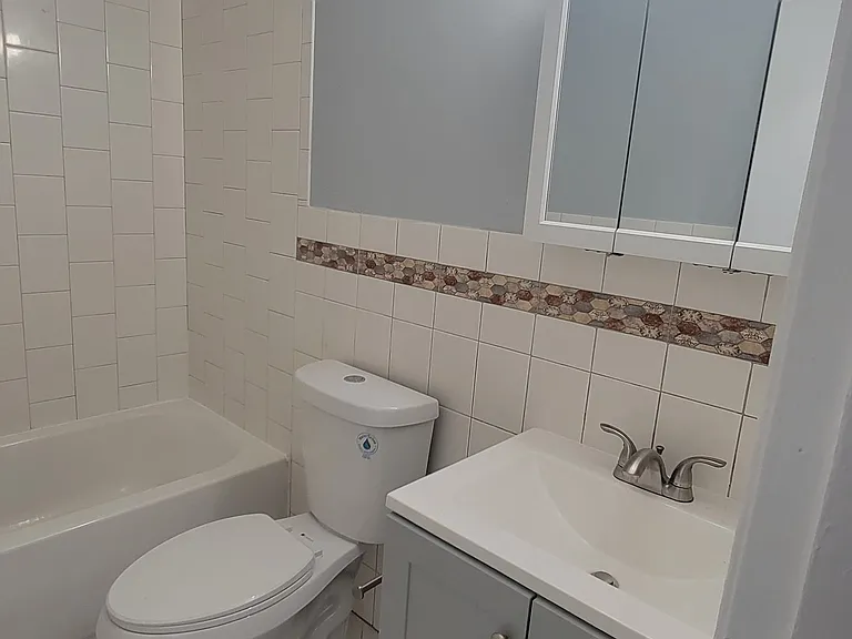 720 S New Rd — Photo 9