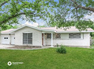 3702 Kirby Dr, Kirby, TX 78219
