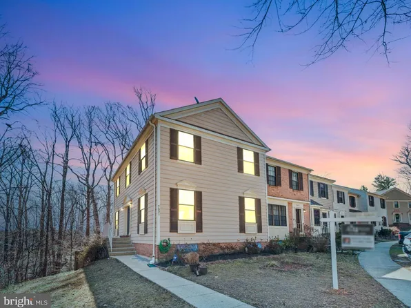 7651 Southern Oak Dr, Springfield, VA 22153