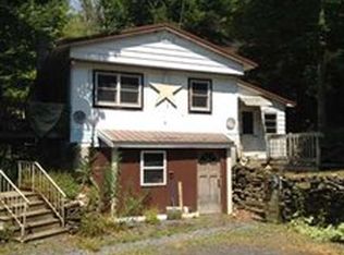 824 Knox Cave Rd, Altamont, NY 12009