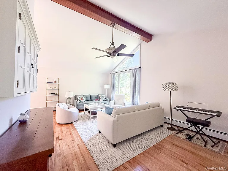95 Linda Ln W — Photo 11