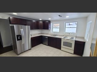 3750 Huckleberry Rd, Allentown, PA 18104