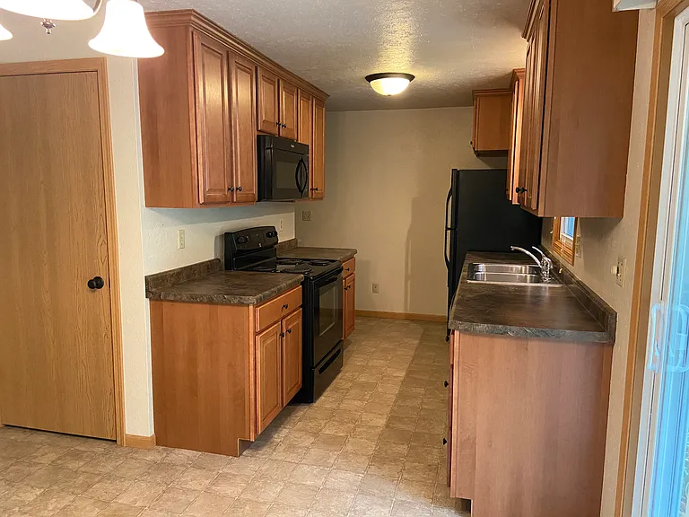 2688 Lavender Ln #2688 — Photo 10