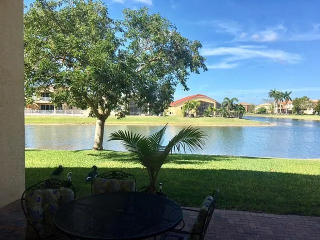 121 Tuscany Dr — Photo 3