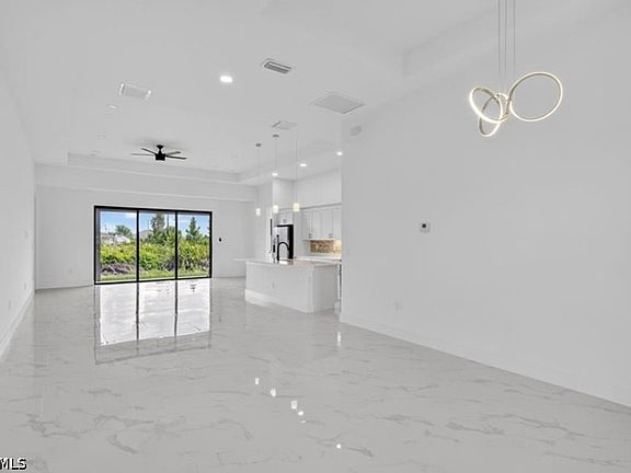 4th image of 3008 62nd St W