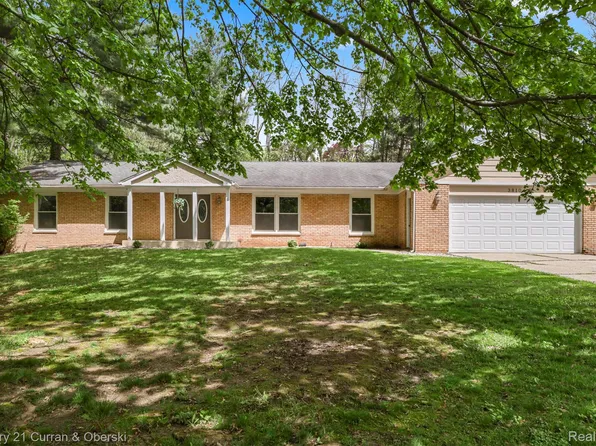 3810 Winding Way, Kalamazoo, MI 49004