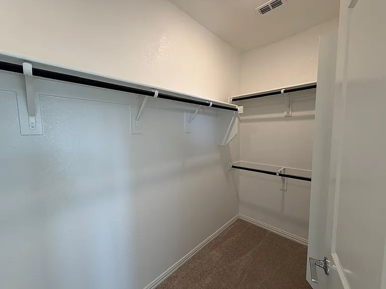 2521 Birchcrest Dr — Photo 9