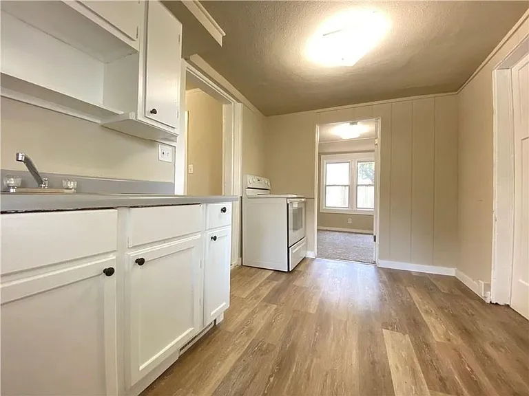 3125 State Ave — Photo 3