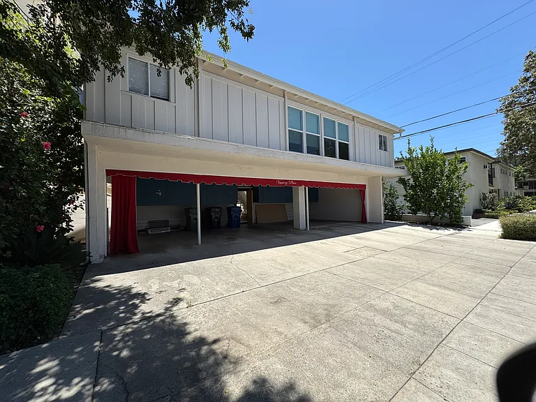 4418 Vantage Ave #3 — Photo 3