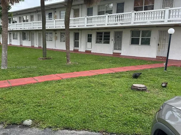 65 NE 202nd Ter #Q27, Miami Gardens, FL 33179