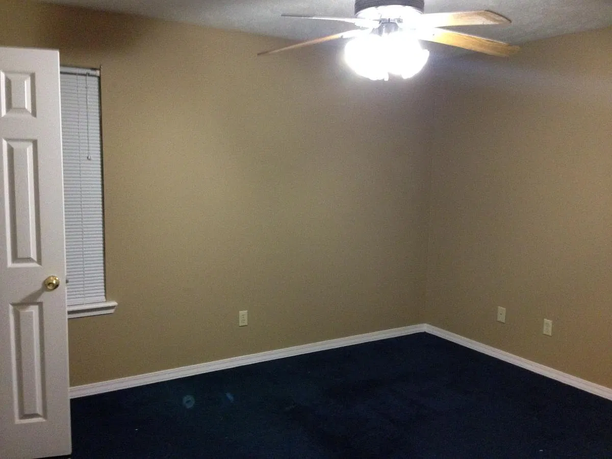 3 bed, 1185 sqft, $850 — Photo 3