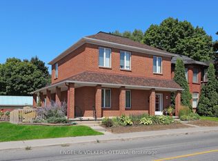 190 John St N, Arnprior, ON K7S2N9