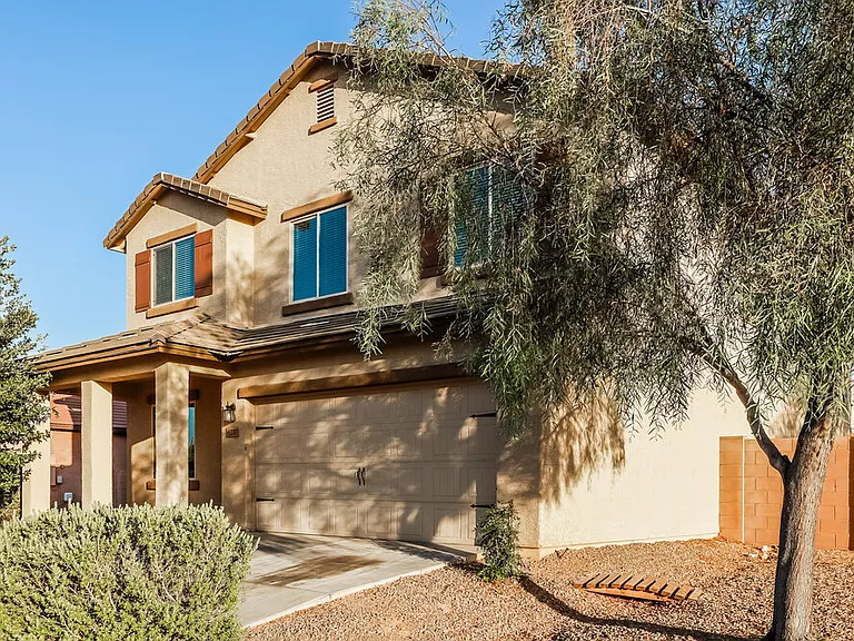 8237 W Kittiwake Ln — Photo 4