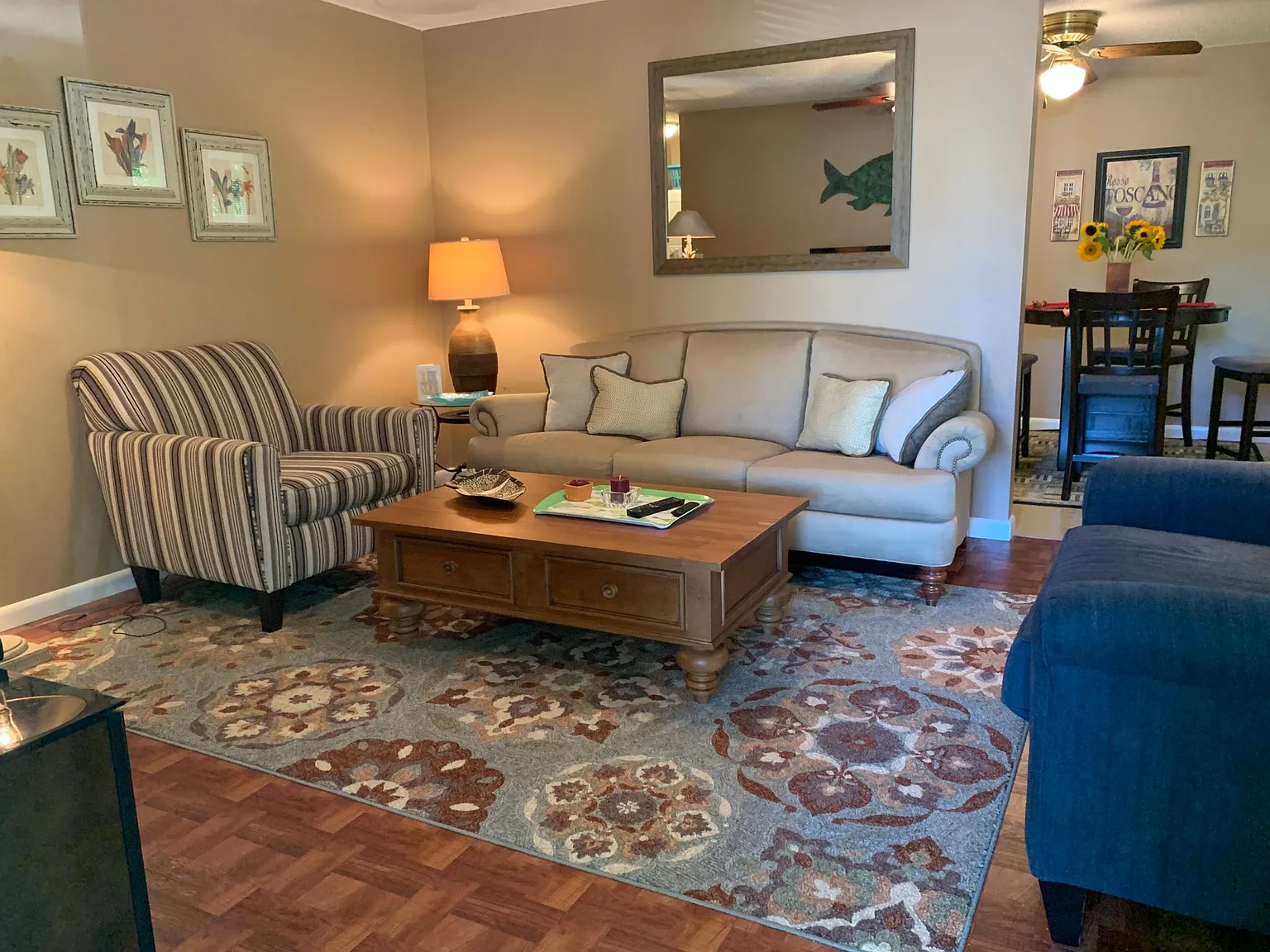 2 bed, 1200 sqft, $2,400 — Photo 4