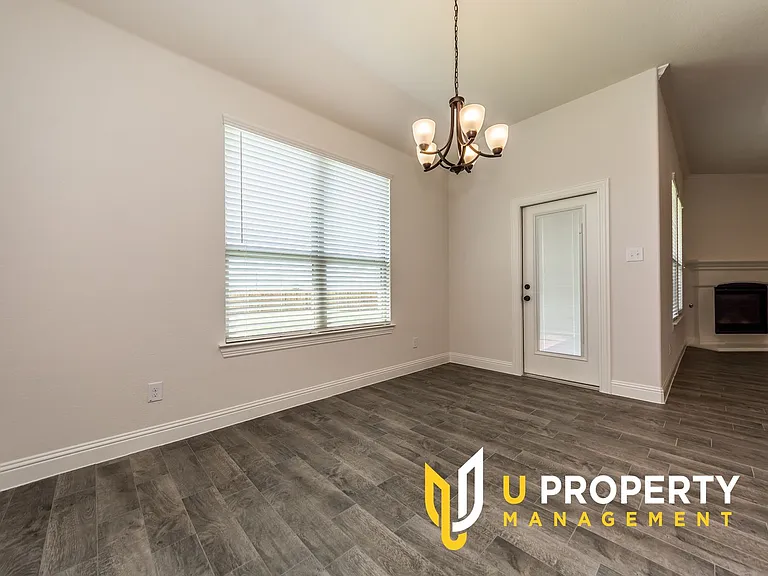 3018 Comal Ct — Photo 11