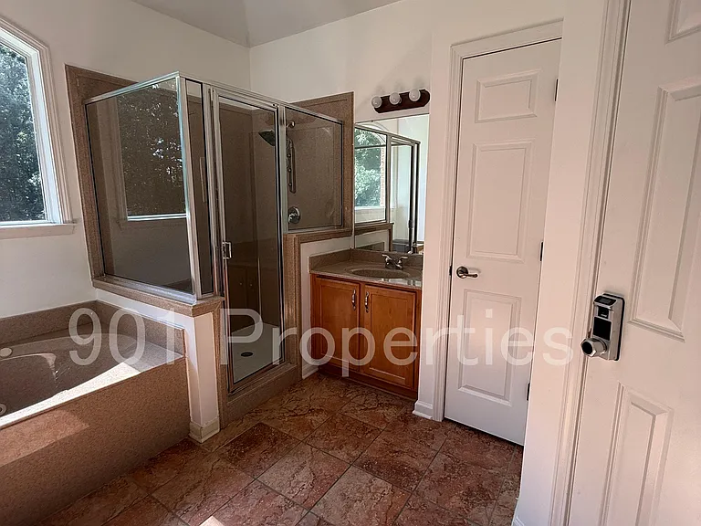 5167 Rachel Forest Cv — Photo 15