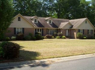 305 Regency Cir, Dublin, GA 31021